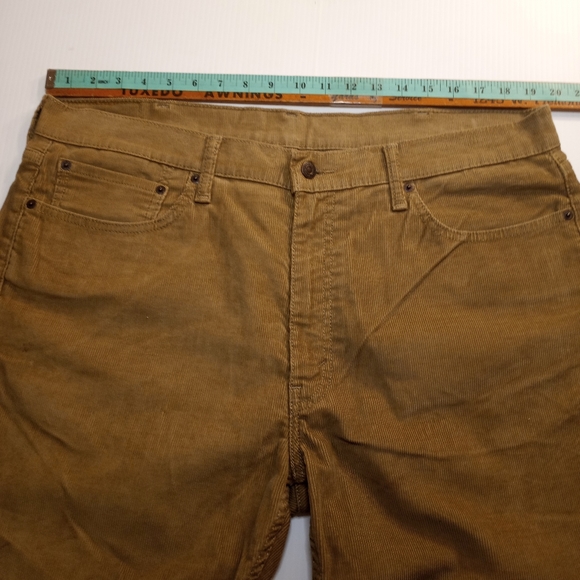 Levi's Corduroy Pants Sz 38 - Picture 5 of 9